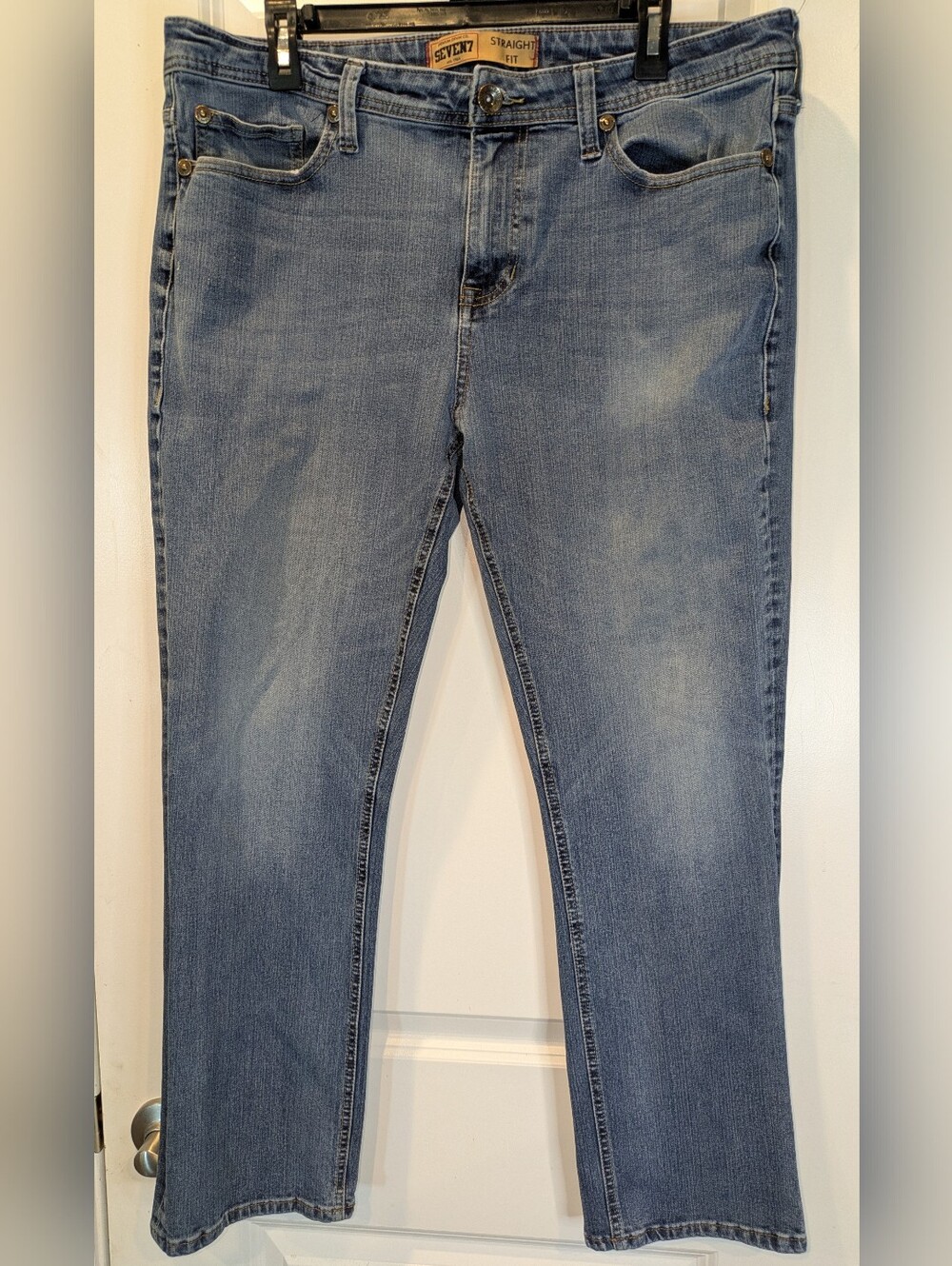 SEVEN7 Straight Fit Jeans Womens 36x30 Medium Wash Stretch Denim